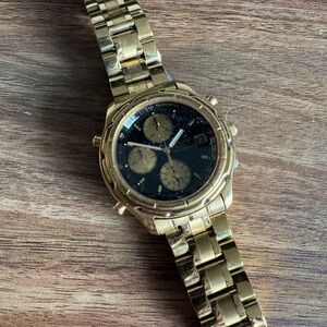 Seiko Gold Men's Watch with Black Dial